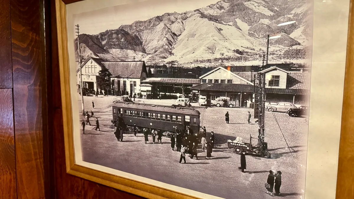 옛 고후 역 앞 사진