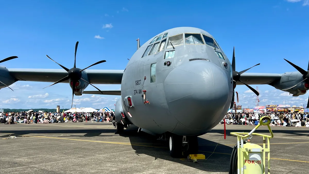 C-130J 수송기