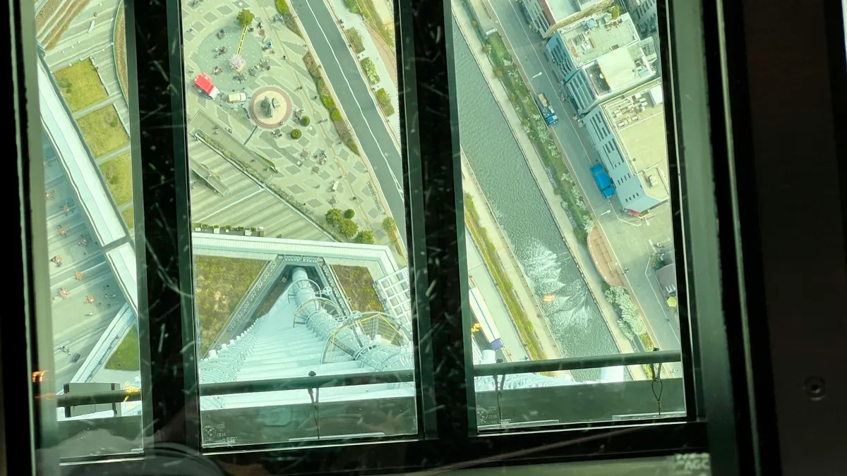 유리 바닥