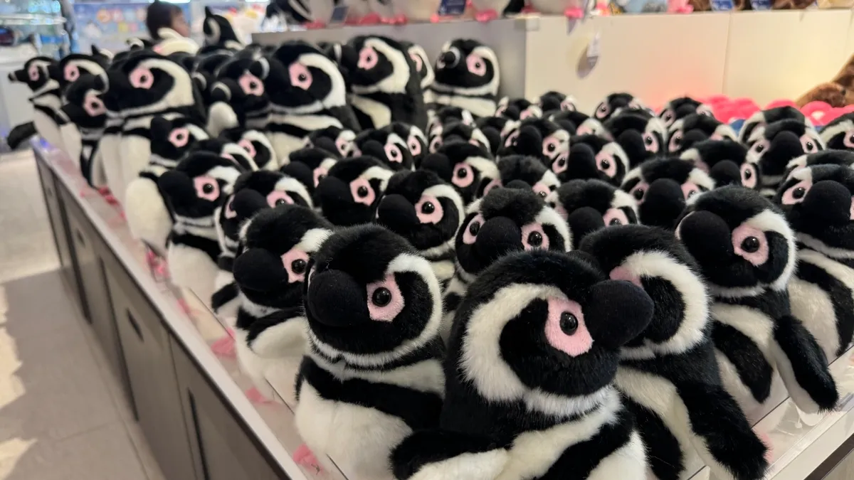 펭귄 인형